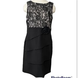 Shelby and Palmer black and white lace knee length dress size 8